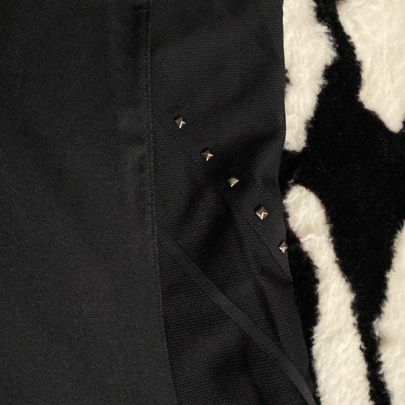 😍EP PRO NY Golf ⛳️ Top w/ FAUX LEATHER detail/Studs -XS! - Picture 7 of 9